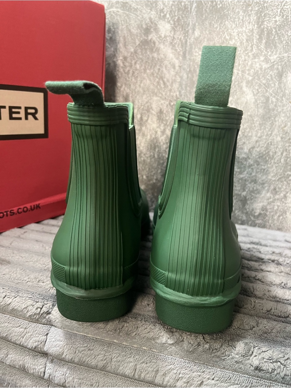 Hunter Chelsea Green Rubber Rain Boots NIB - Picture 3 of 6